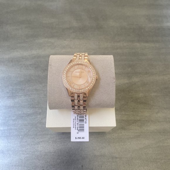 MICHAE L KORS BRAND NEW